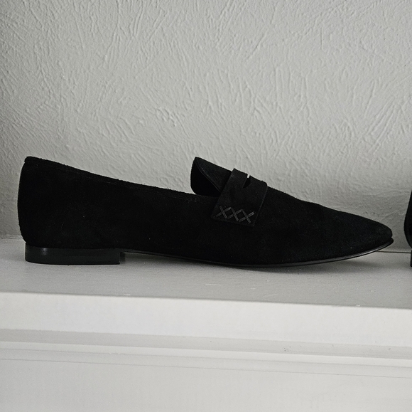 NWOT Margaux 'The Penny' Italian Suede Loafer - Picture 5 of 10